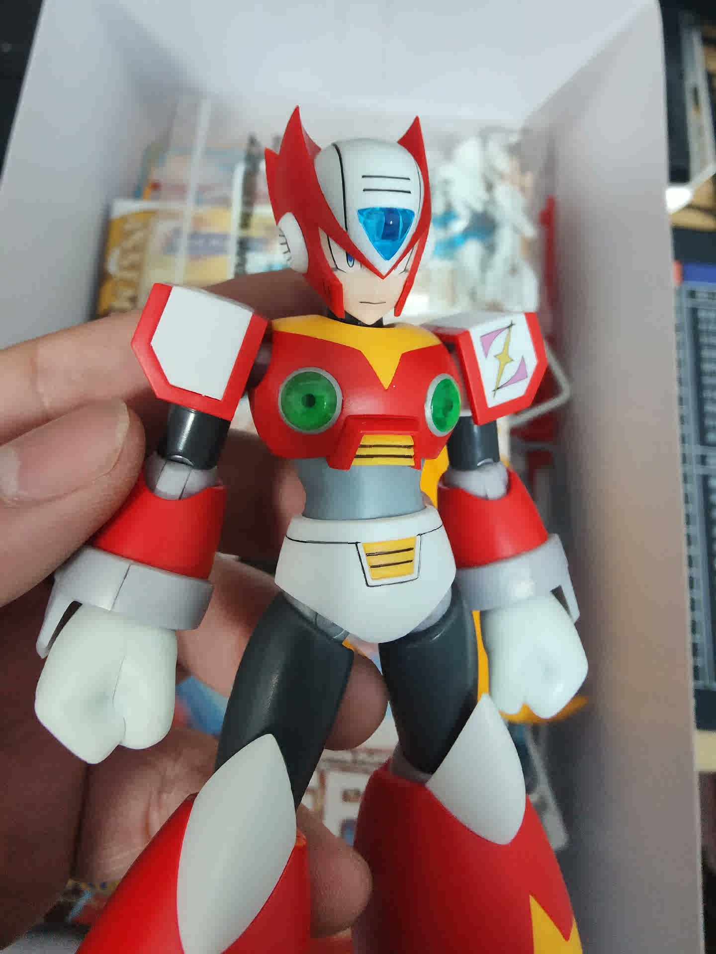 In Stock Original kotobukiya M - Model Kit Zero Megaman 评论和价格