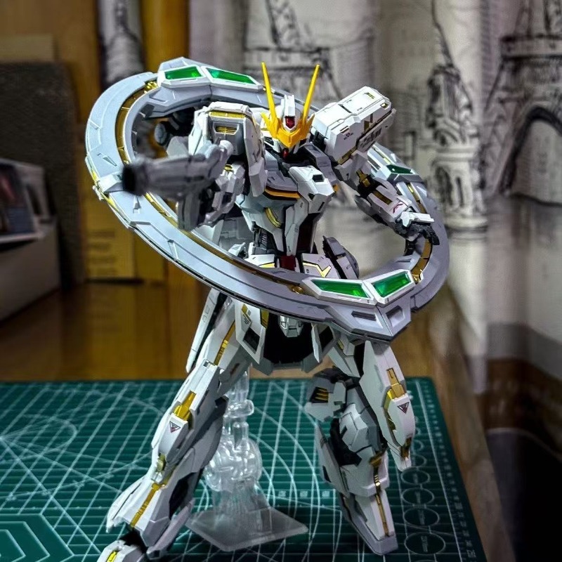 Supreme Evolution MG 1/100 Ass - Model Kit Nemesis 评论和价格